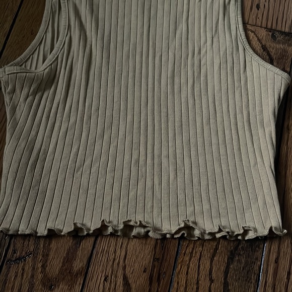 size XS SHIEN beige tank top crop top - Picture 4 of 4